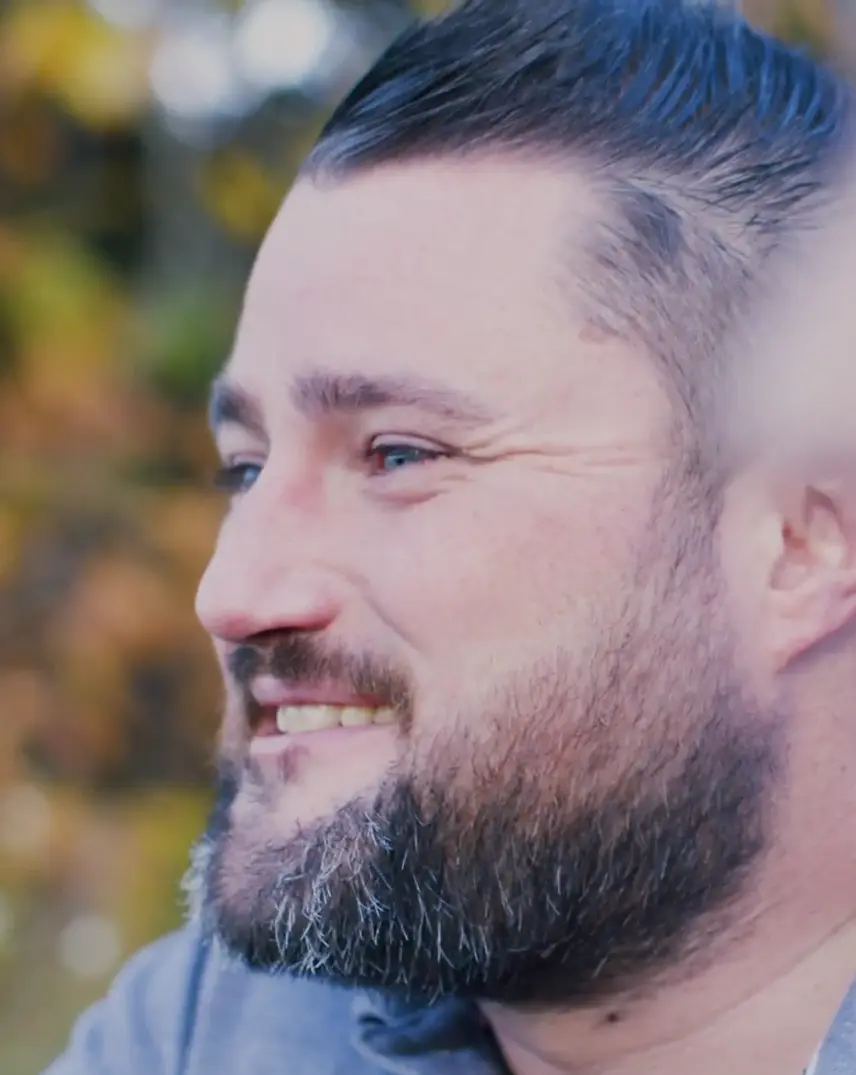 Headshot of Scott, a male client at Positive Change Therapies.